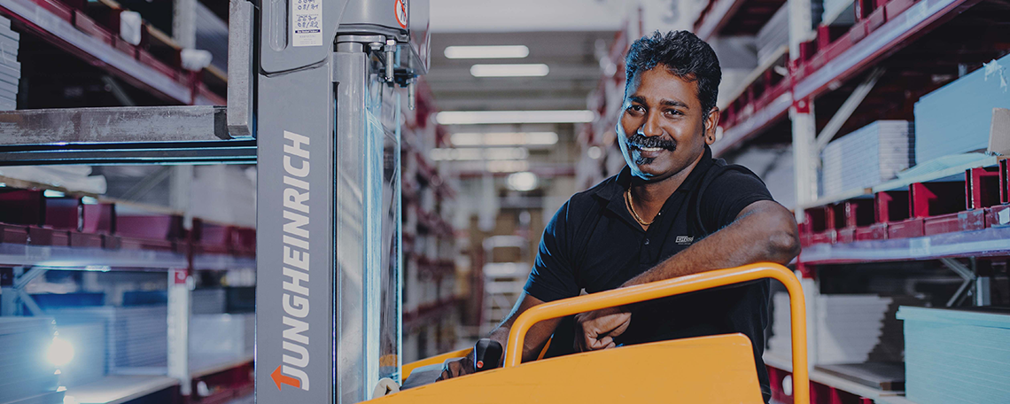 Maschinen- und Anlagenführer (m/w/d) im Bereich Zuschnitt, 3. Bild